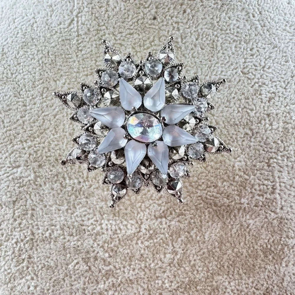 Elegant Silver Gemstones Floral Brooch
